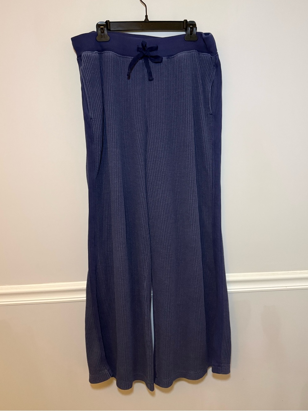 Aerie blue ribbed wide leg drawstring waist pants. XL